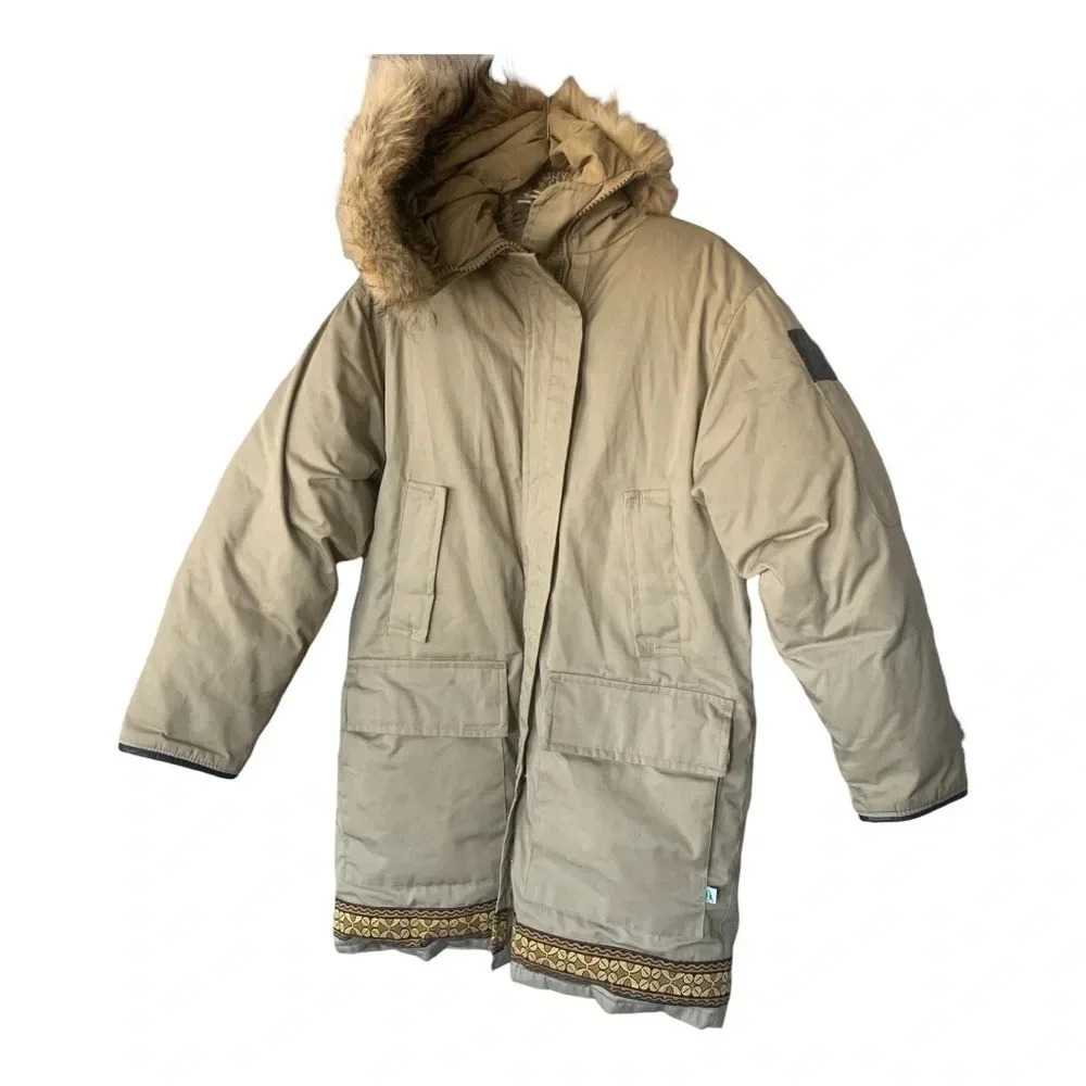 Vintage Woods Arctic  Down Parka Coyote Fur Trim Embroidery Winter M